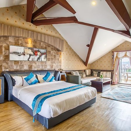 Royal Empire Boutique Hotel Катманду Экстерьер фото