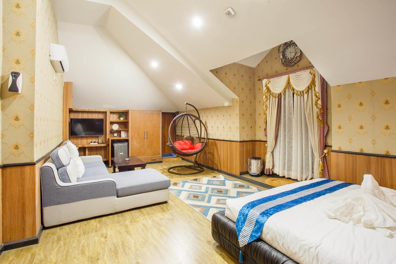 Royal Empire Boutique Hotel Катманду Экстерьер фото