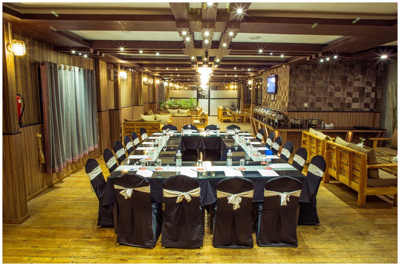 Royal Empire Boutique Hotel Катманду Экстерьер фото